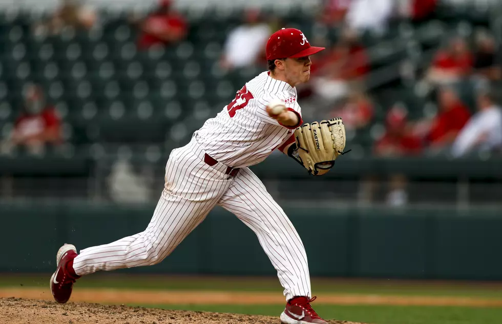Alabama Baseball Outlasts North Alabama