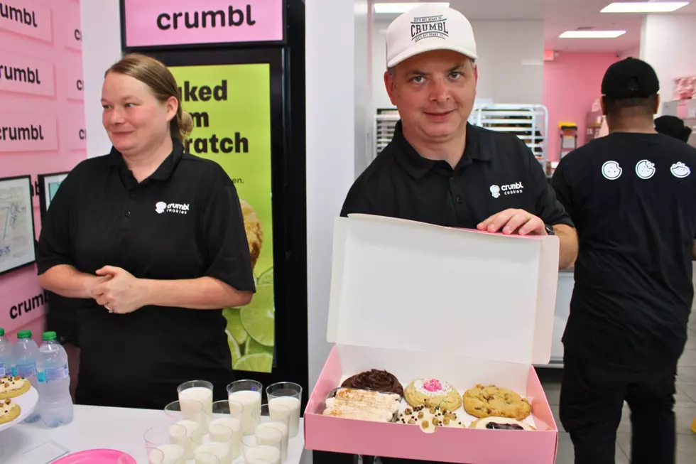 Tuscaloosa’s Crumbl Finally Open, Delivering Gourmet Delights 6 Days a Week
